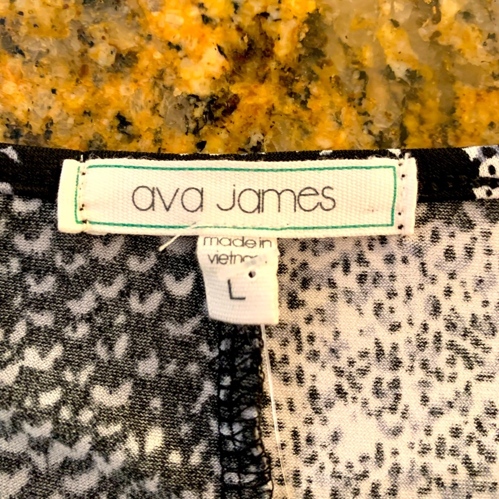 Ava James Stretch Patchwork Print Long Sleeve Blo… - image 6